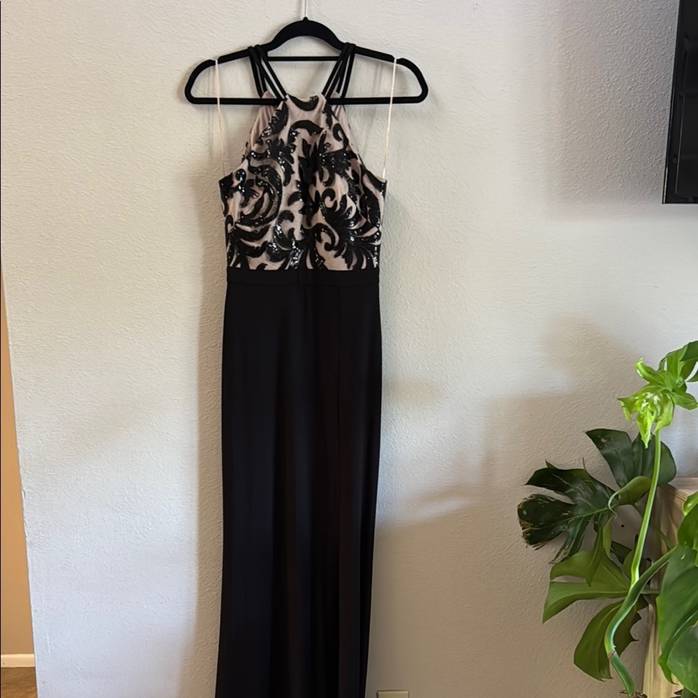 Elegant Black and Cream Evening Dress